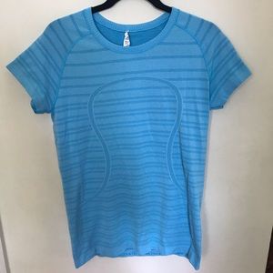 Lululemon athletica tech short sleeve crew